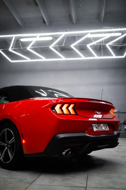 Ford Mustang 2024 — миниатюра 3
