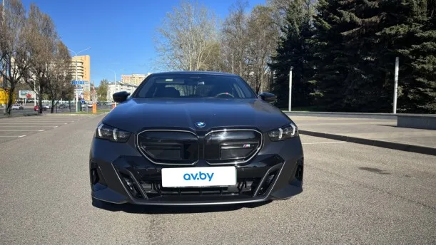 BMW i5 2025 — миниатюра 2