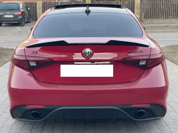 Alfa Romeo Giulia 2022 — миниатюра 2