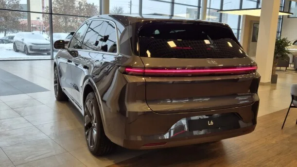 Li Auto L6 2025 — миниатюра 4