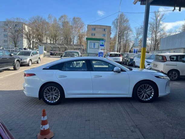 FAW Bestune B70 2024 — миниатюра 2