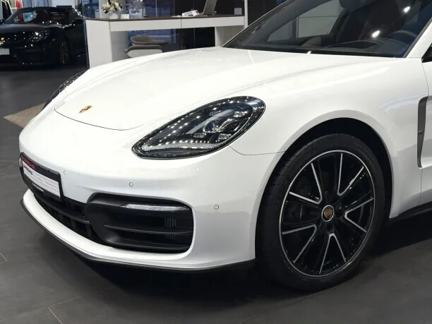 Porsche Panamera 2022 — миниатюра 2