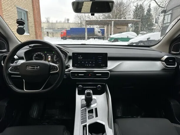 Geely Coolray 2022 — миниатюра 3