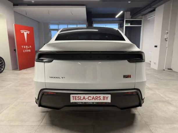 Tesla Model Y 2025 — миниатюра 2