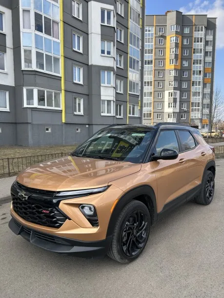 Chevrolet Trailblazer 2023 — фото 1, купить с доставкой в Москву