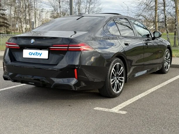 BMW 5 Series 2024 — миниатюра 2