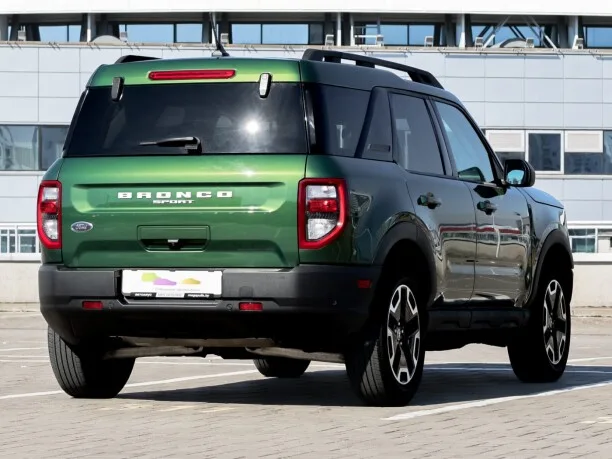 Ford Bronco Sport 2023 — миниатюра 2
