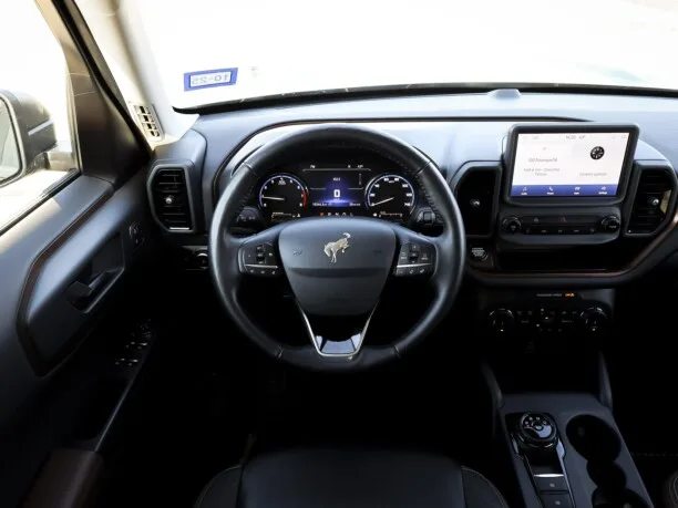 Ford Bronco Sport 2023 — миниатюра 3