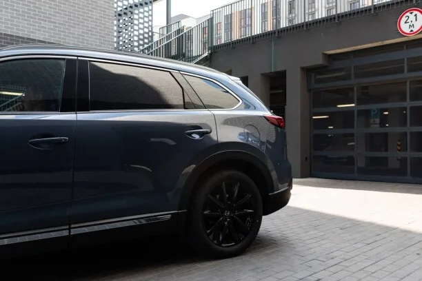 Mazda CX-9 2023 — миниатюра 3