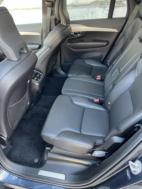 Volvo XC90 2024 — миниатюра 5