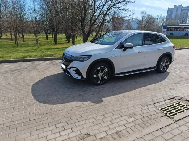 Mercedes-Benz EQE SUV 2023 — миниатюра 5