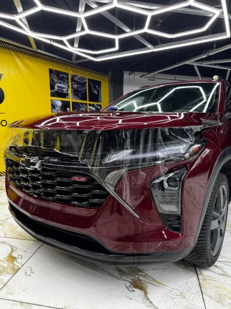 Chevrolet Trax Crossover 2023 — миниатюра 3