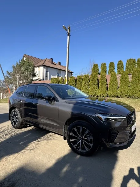 Volvo XC60 2025 — миниатюра 3