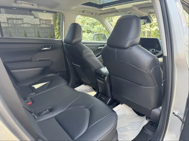 Toyota Highlander 2024 — миниатюра 5