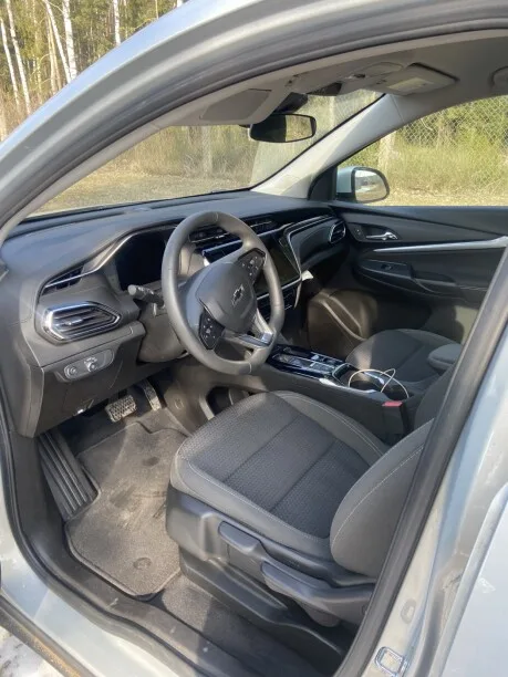 Chevrolet Bolt EUV 2023 — миниатюра 3