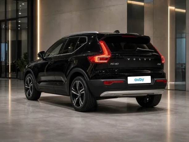 Volvo XC40 2023 — миниатюра 4