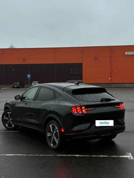 Ford Mustang Mach-E 2022 — миниатюра 5