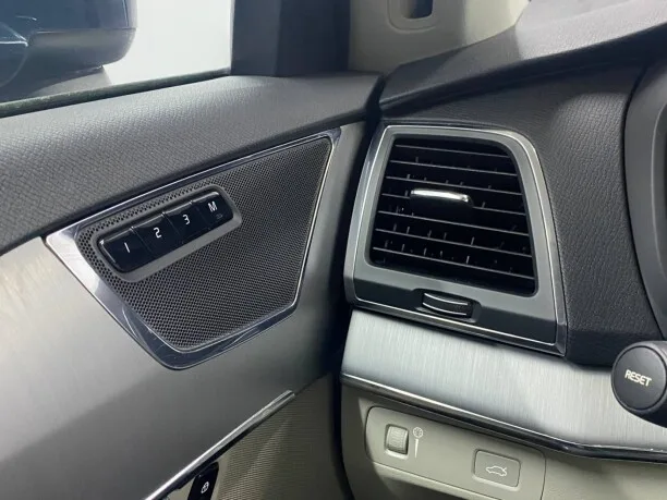 Volvo XC90 2022 — миниатюра 3