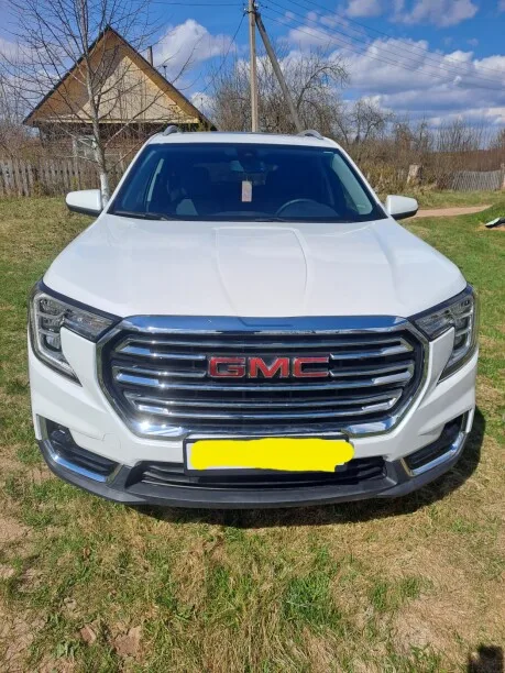 GMC Terrain 2024 — фото 1, купить с доставкой в Москву