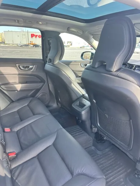 Volvo XC60 2024 — миниатюра 3