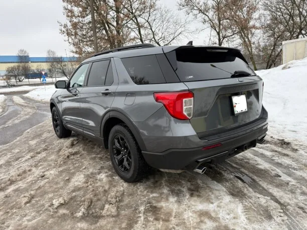 Ford Explorer 2022 — миниатюра 5