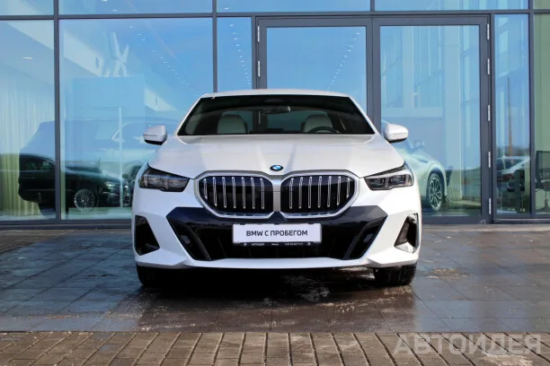 BMW 5 Series 2024 — миниатюра 2