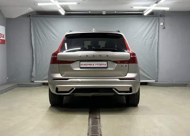 Volvo XC60 2024 — миниатюра 2