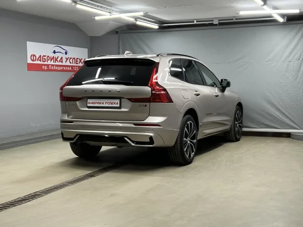 Volvo XC60 2024 — миниатюра 4