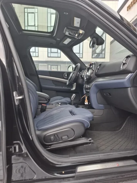 MINI Countryman 2022 — миниатюра 2