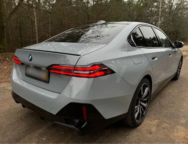 BMW 5 Series 2024 — миниатюра 5