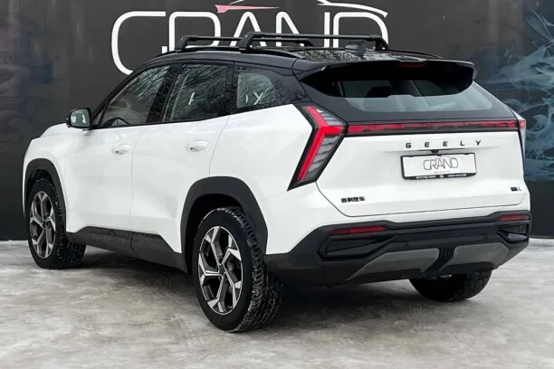Geely Boyue L 2024 — миниатюра 2