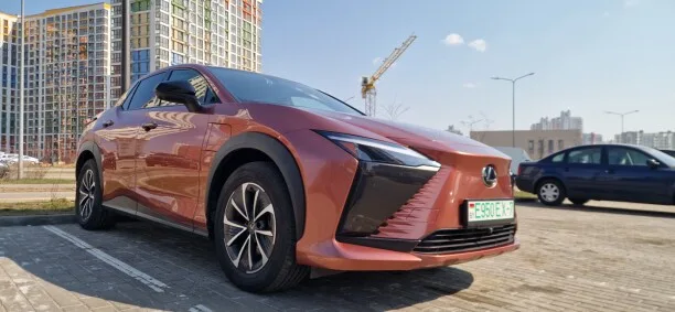 Lexus RZ 2023 — миниатюра 2