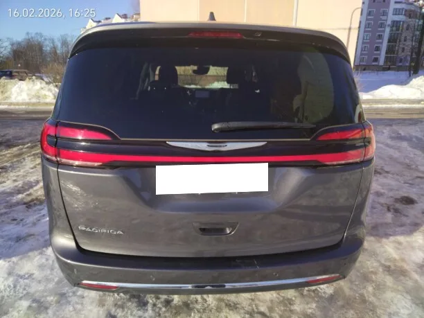 Chrysler Pacifica 2022 — миниатюра 4