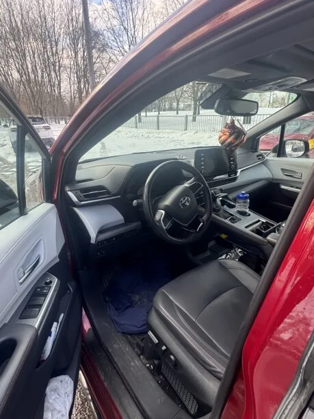 Toyota Sienna 2022 — миниатюра 2