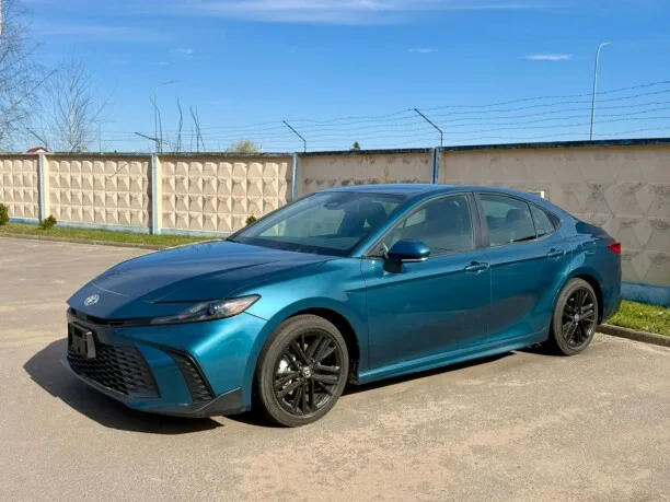 Toyota Camry 2024 — миниатюра 3