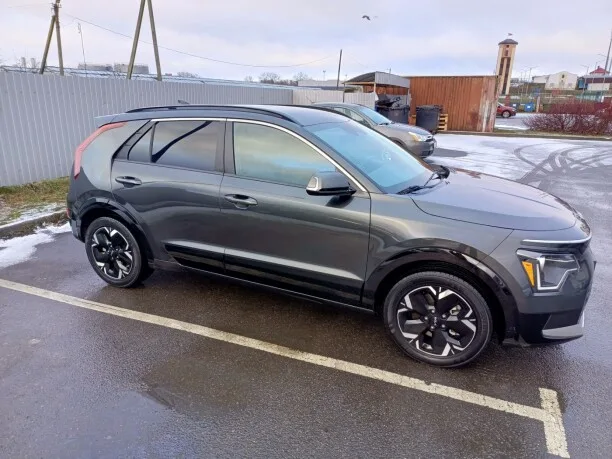 Kia Niro 2023 — миниатюра 3