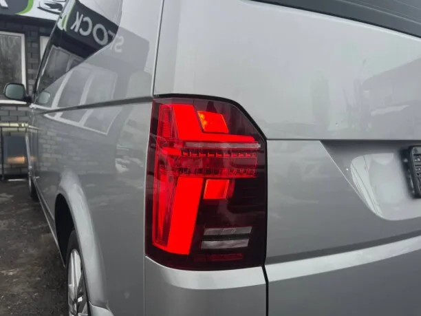 Volkswagen Caravelle 2023 — миниатюра 3