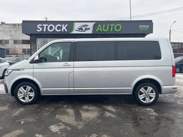 Volkswagen Caravelle 2023 — миниатюра 4