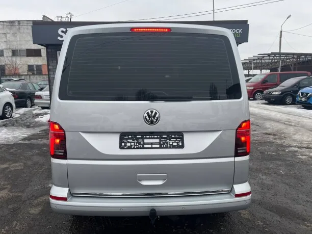 Volkswagen Caravelle 2023 — миниатюра 5