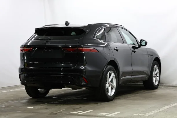 Jaguar F-Pace 2022 — миниатюра 4