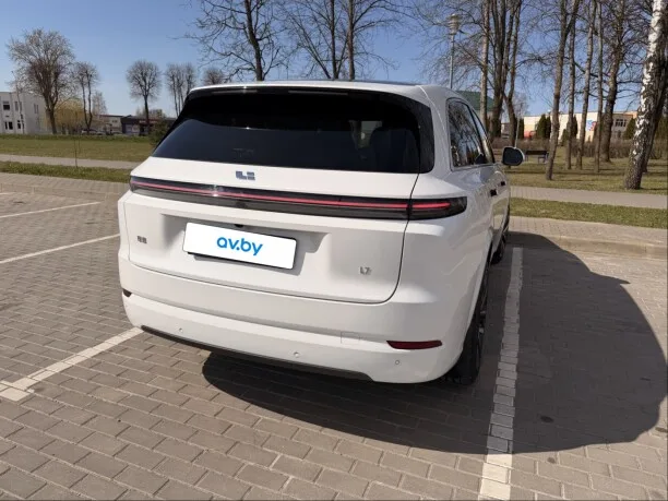 Li Auto L7 2024 — миниатюра 3