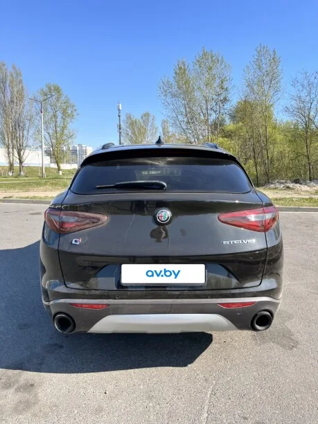 Alfa Romeo Stelvio 2022 — миниатюра 2