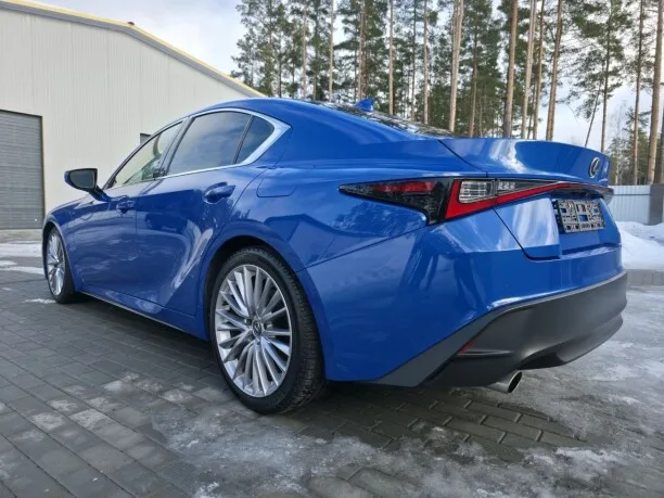 Lexus IS 2022 — миниатюра 3