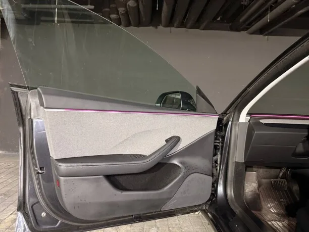 Tesla Model 3 2024 — миниатюра 3
