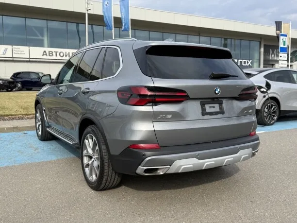 BMW X5 2023 — миниатюра 2