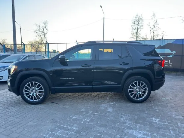GMC Terrain 2025 — миниатюра 4