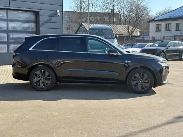 Li Auto L6 2025 — миниатюра 5