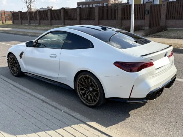 BMW M4 2024 — миниатюра 4