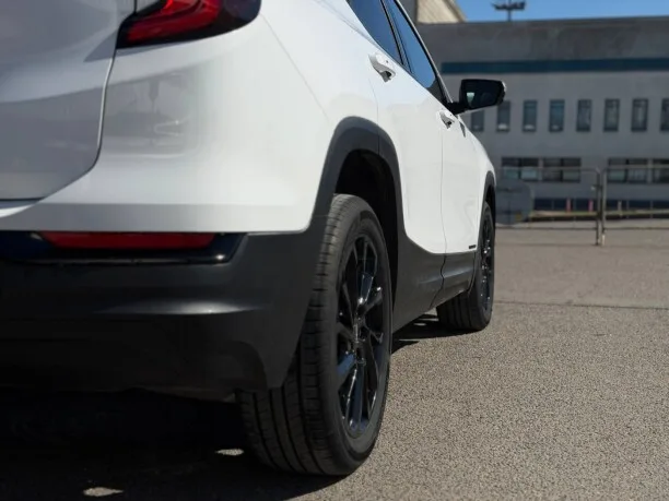 GMC Terrain 2024 — миниатюра 5