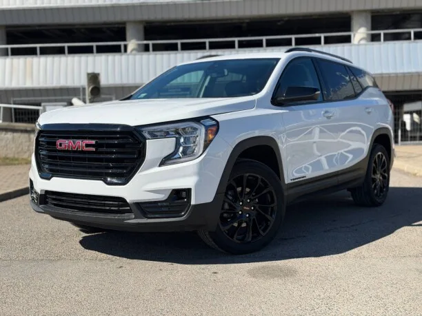 GMC Terrain 2024 — фото 1, купить с доставкой в Москву